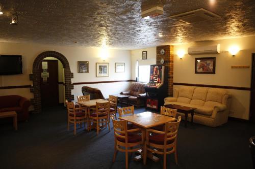 Hostal Riverside Hotel Heathrow