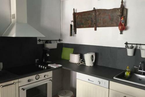 La Petite Maison M�di�vale de Melanie