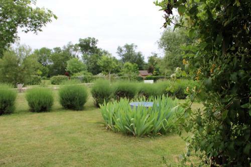 Hostal Chambre D'hotes Le Lavoir