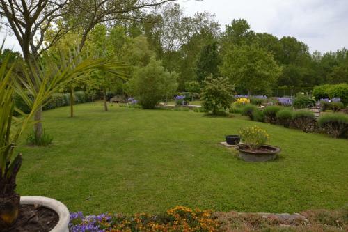 Hostal Chambre D'hotes Le Lavoir