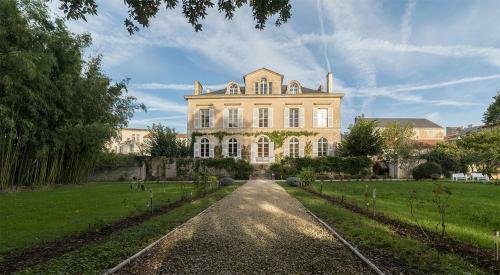 La Maison De Maitre