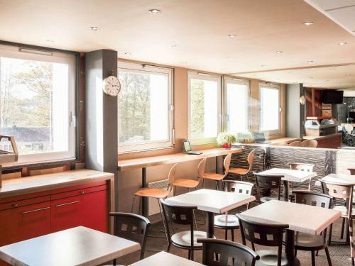 Hotel Ibis Les Etangs Des Moines