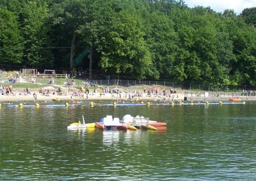 Hotel Ibis Les Etangs Des Moines
