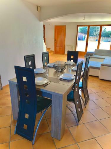 Paisible Maison � La Sortie D?arles.