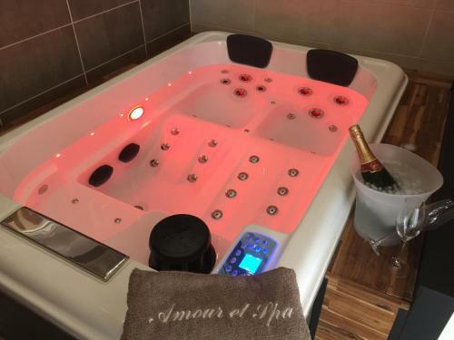 Hostal Amour & Spa