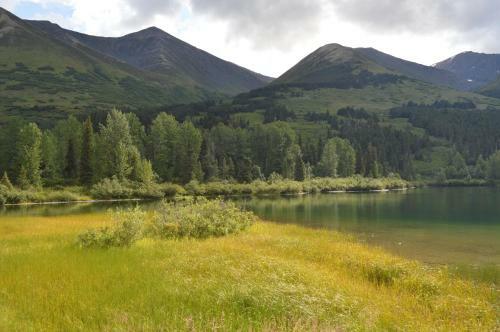 Hotel Summit Lake Lodge