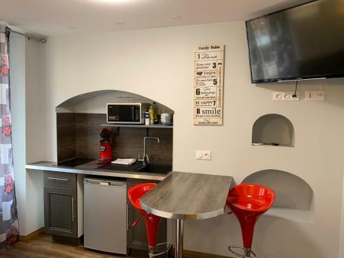 Apartamento Charmant Studio Au C?ur Historique de Fr�jus