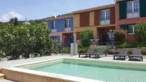 Apartamentos Villa Primavera