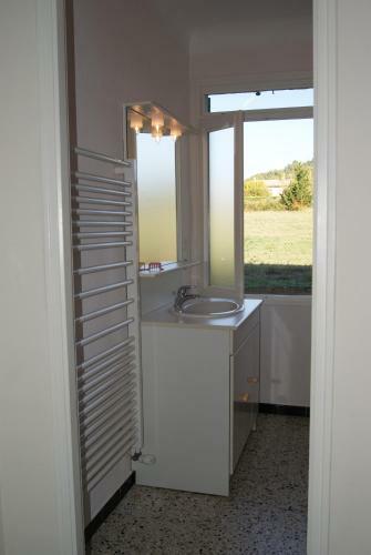 G�te La Charit� � Proximit� de Roussillon, Gordes
