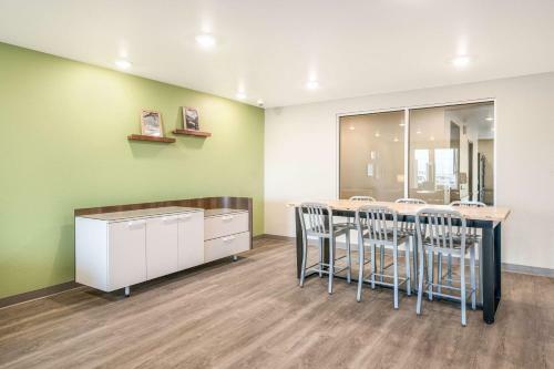 Hotel Woodspring Suites Missoula