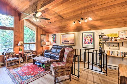 Apartamento Whitefish Escape With Deck 3 Mi To Ski Resort!