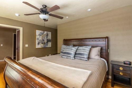 Twin Pines Retreat