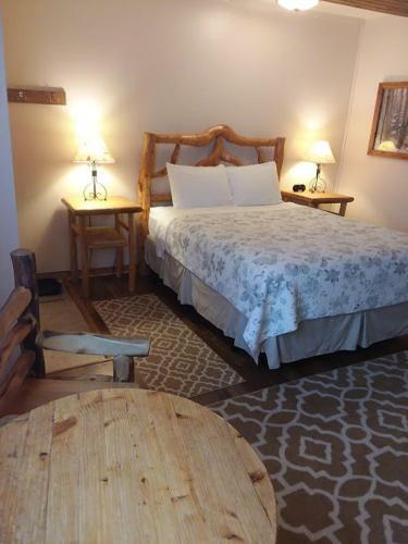 Posada Mountain View Historic Hotel