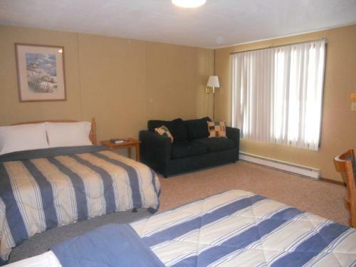 Harbor Inn Motel