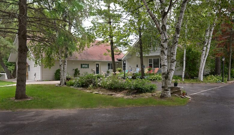 Hotel Parkwood Lodge