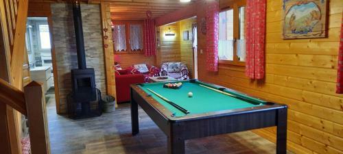 Chalet Les Marmottons Sauna Pool Table, Nintendo, P�tanque