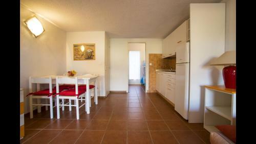 Apartment For 6 People On The Sea