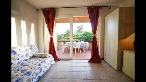 Apartment For 6 People On The Sea