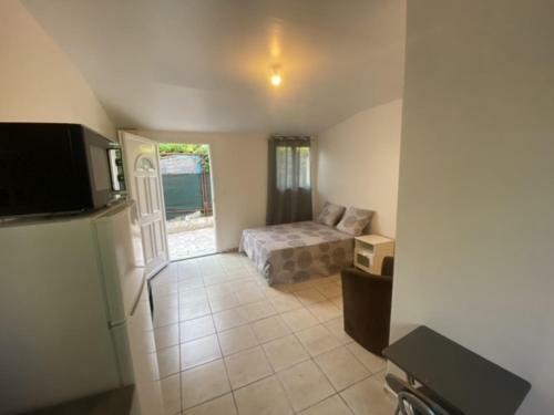 Charming 1-bed Apartment 20 Mins To Paris By Train