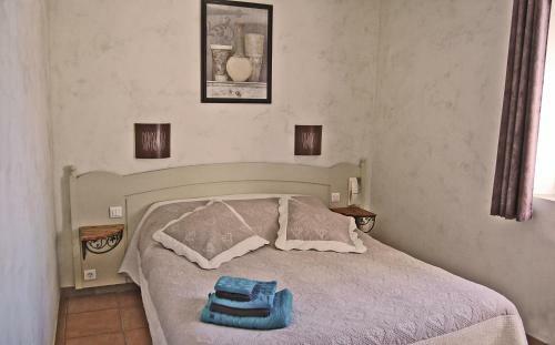 Cypr�s Du Paradis � Gordes