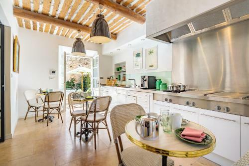 Hostal Le Clos De Gordes