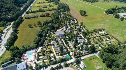 Camping Le Rochetaill�e