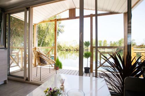 Les Etangs De La Bass�e