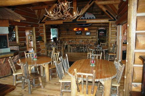 Hotel The Hatchet Resort