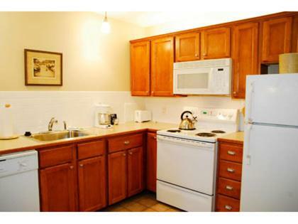 Hotel Seneca - Snowshoe