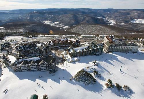 Hotel Seneca - Snowshoe
