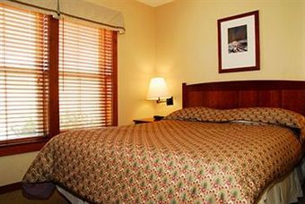 Hotel Highland House