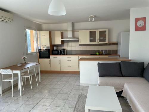 Private Apartment For 6 People
