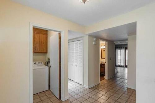 Private Room In Popular Millard Area West Omaha