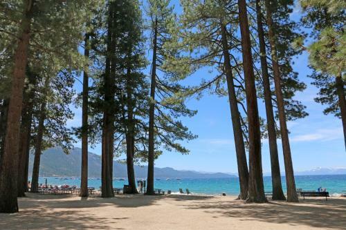 Tahome & Tahoe Place