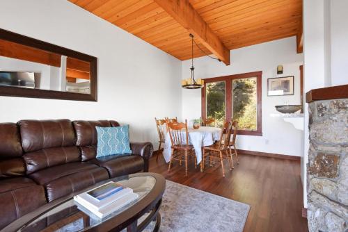 Lakeshore Terrace Delight