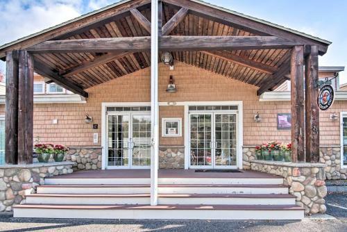 Apartamento Waterfront Getaway With Boat Slip On Alton Bay!