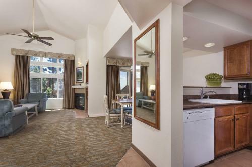 Hotel Club Wyndham South Shore