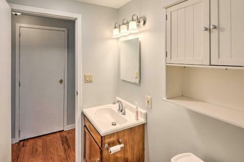Cozy Bartlett Home With Views 3 Mi To Skiing!