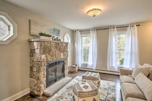 Spacious Conway Escape About 10 Mi To Hike And Ski!