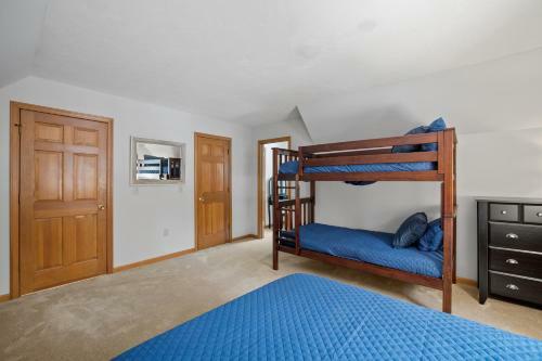 Private Gilford Family Retreat!