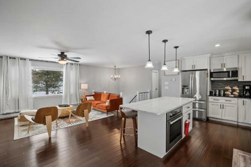 Updated Gilford Home On The Hill Retreat!