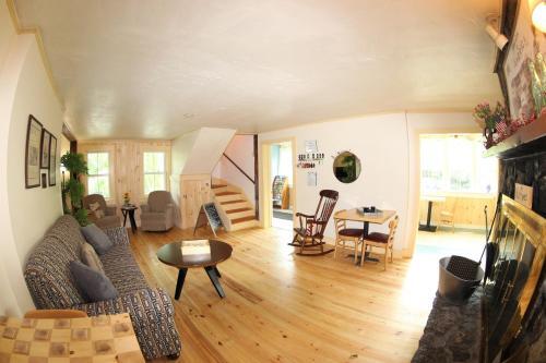 Hostal Brook Road Inn
