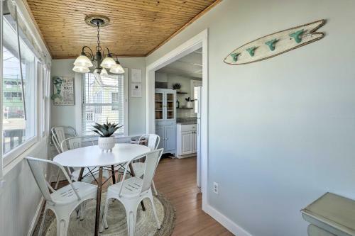 Quaint Hampton Villa - Walk To Beach And Dining
