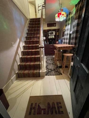 Private Suite & Entry