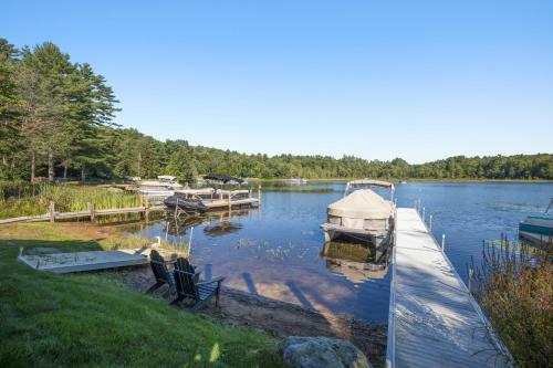Fish Cove Waterfront Retreat!