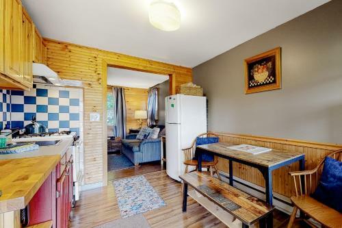 Valley Brook Cottage 4
