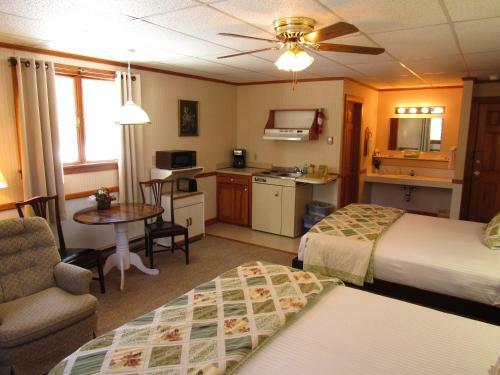Hotel Carlson's Lodge