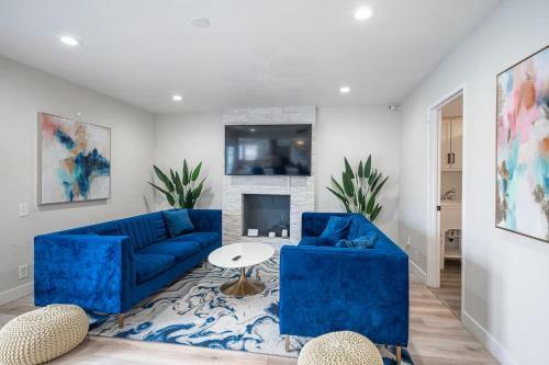 Lux Escape 6br, 3ba, Pool, Spa And Mini Golf 31 Days Only