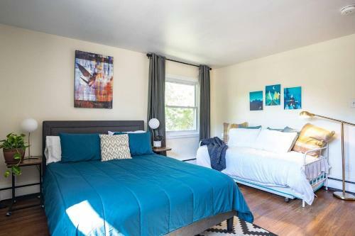 Fabulous Mid Century 4br 3bath House