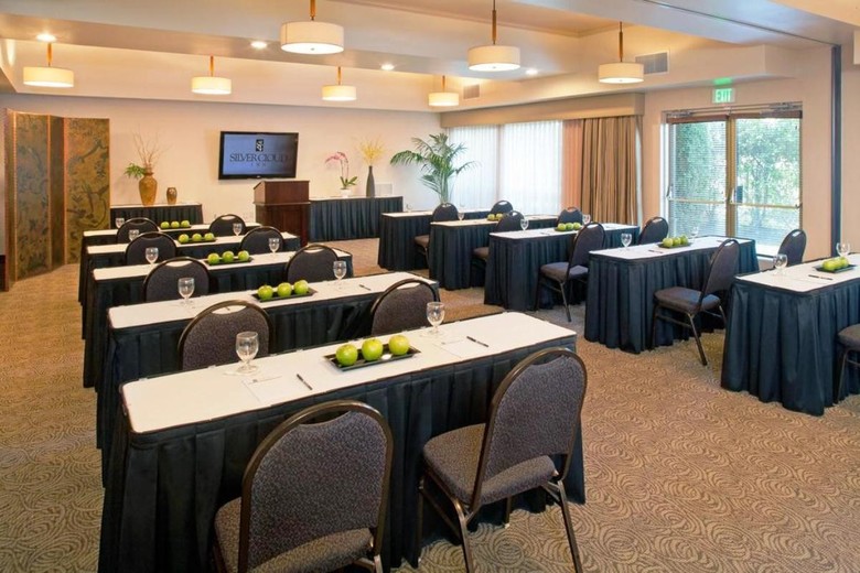 Hotel Silver Cloud Inn - Redmond Bellevue